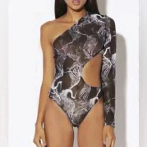 NWOT HAUTY  MESH CRANE CUT OUT BODYSUIT S
